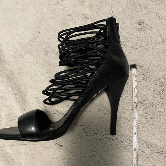 Sexy BCBGMAXAZRIA strappy heels - Picture 12 of 12